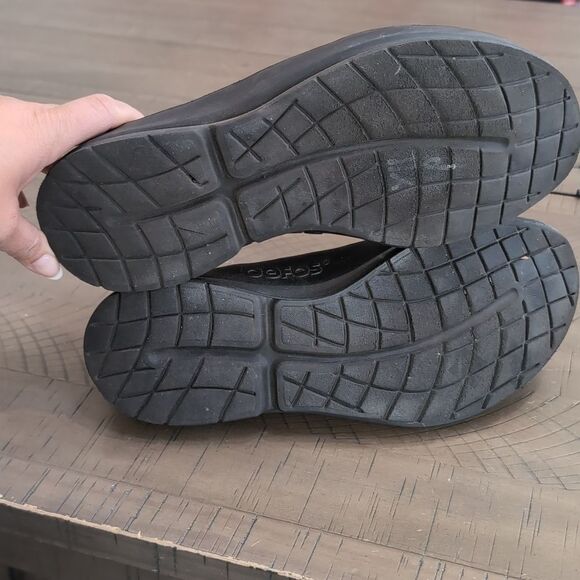 OOFOS OOMG EEZE Black Slip-On Recovery Shoes Sz 12 - Picture 8 of 10